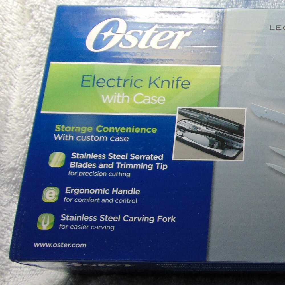 New Oster Electric Knife with Case and Stainless Steel Carving Fork